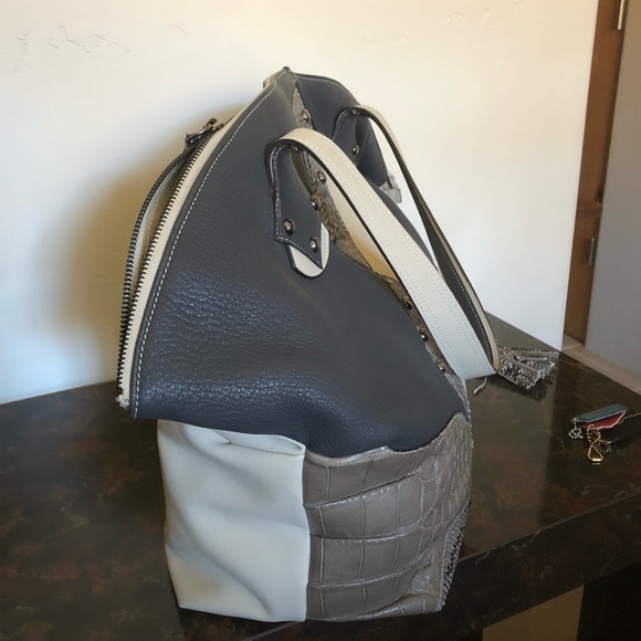 Extra large Italian made soft leather tote bag - Picture 6 of 6